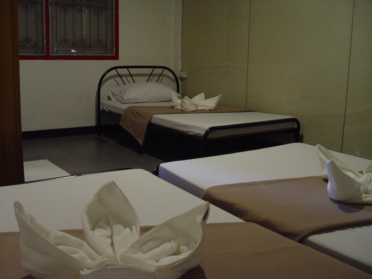 U Hostel Банкок Екстериор снимка