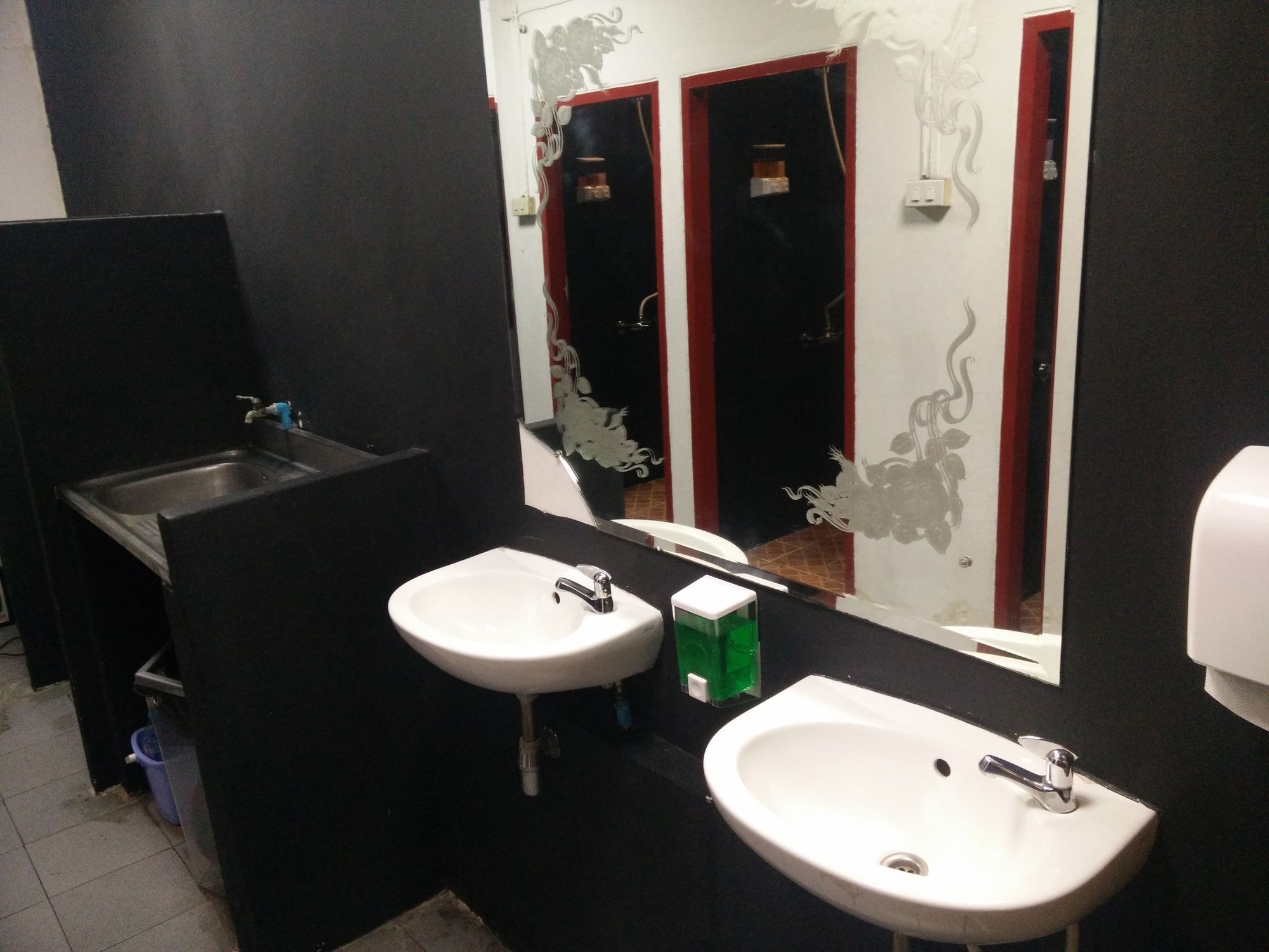 U Hostel Банкок Екстериор снимка